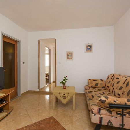 Ferienwohnung Karmen 1 Funtana Exterior foto