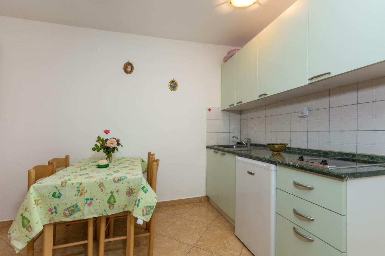 Ferienwohnung Karmen 1 Funtana Exterior foto